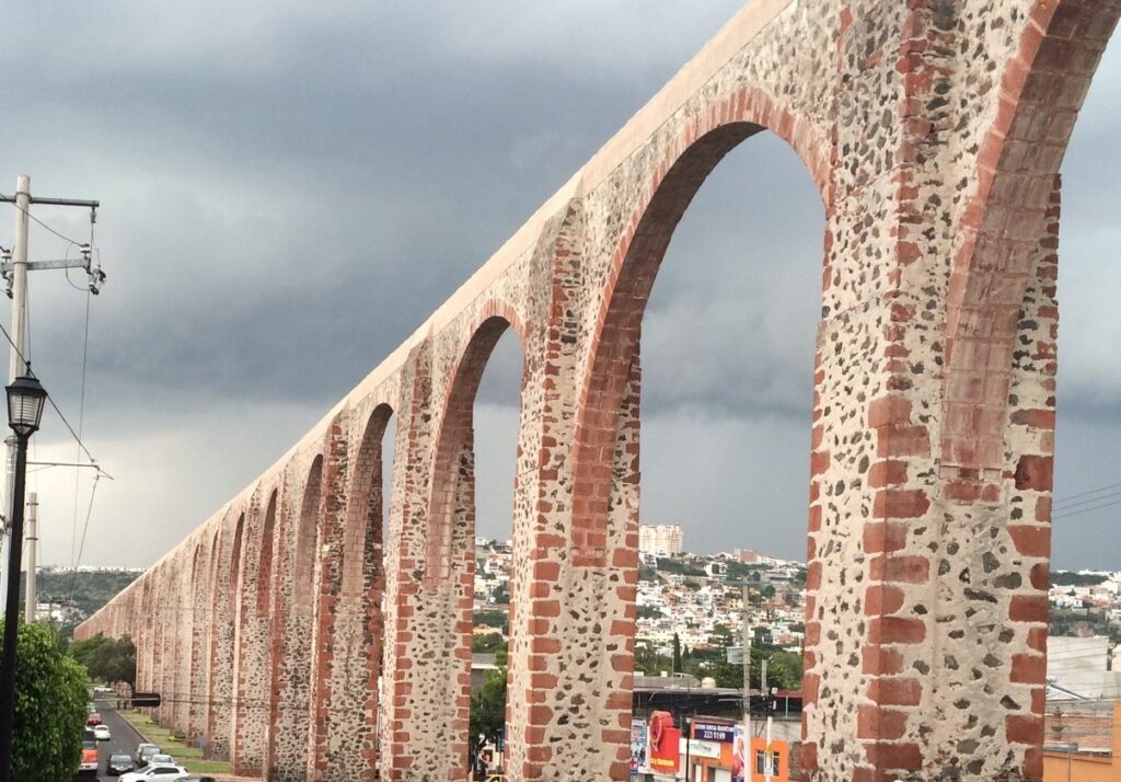 Acueducto de Querétaro, sede del ITQ